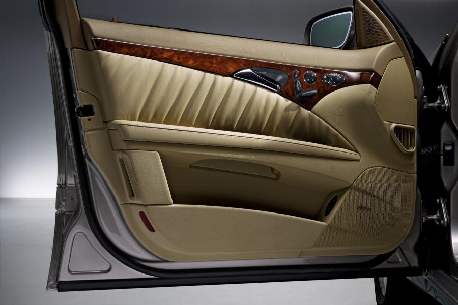  Mercedes-Benz E-Class 2007 года  (фото 25 из 80)